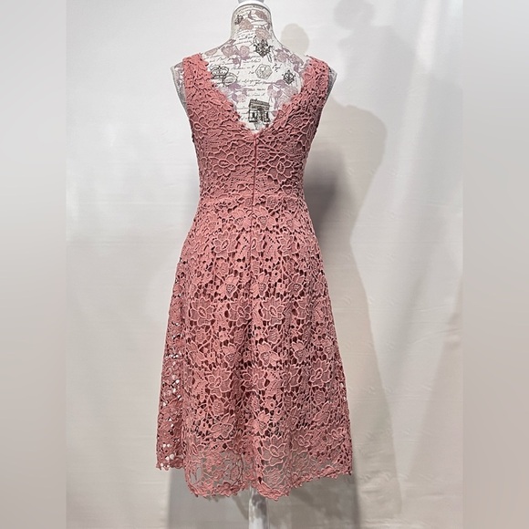 ASTR the LABEL Dusty pink crochet‎ lace dress size S. - Picture 8 of 16